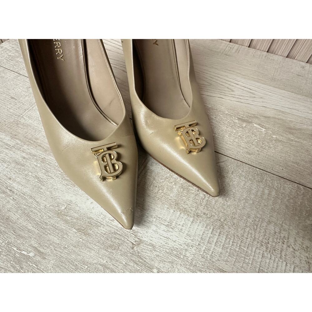 Burberry Ezra TB Leather Pumps in Nude Sz IT36/US6 Womens Shoes - Picture 10 of 16